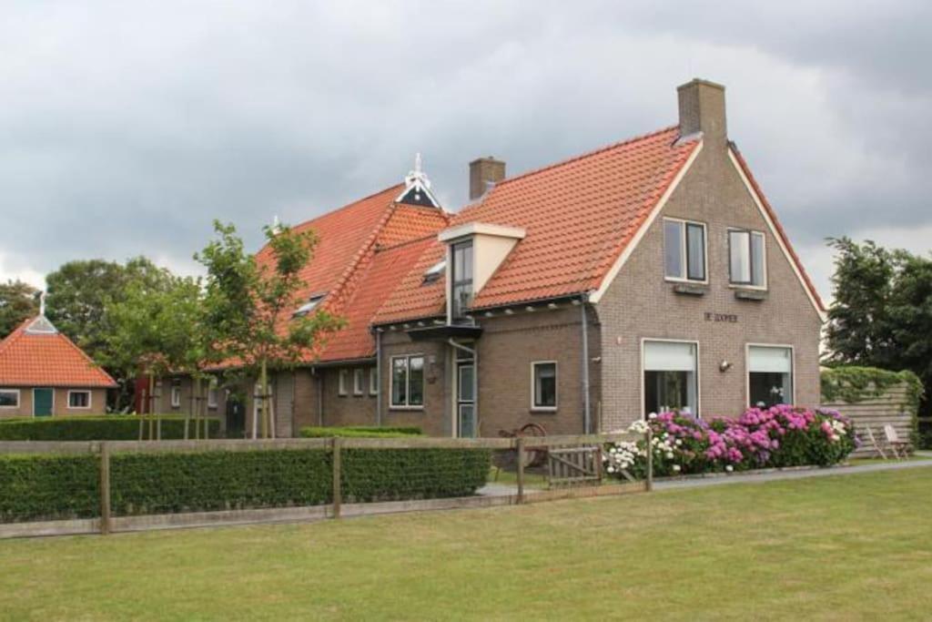 Ballumerhoeve Petit Lodge Exterior photo